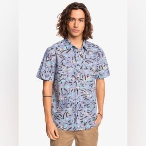 Quiksilver 90’s Strange Daze Short Sleeve button down Shirt- size large